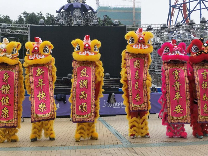 广州景区春节舞狮